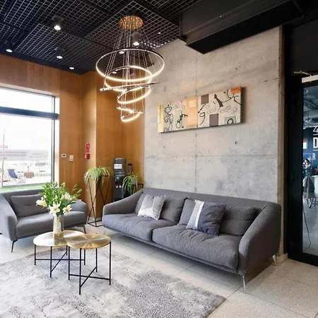 Wolska Blisko Centrum Wifi, Ac, Parking, In Very Close To The Center * Warsaw