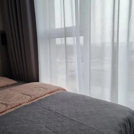Wolska Blisko Centrum Wifi, Ac, Parking, In Very Close To The Center * Varsovia